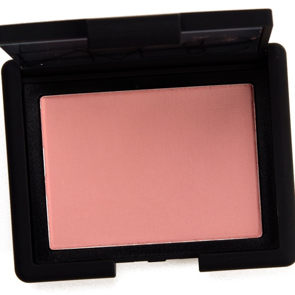 NARS blush in behave 💗
